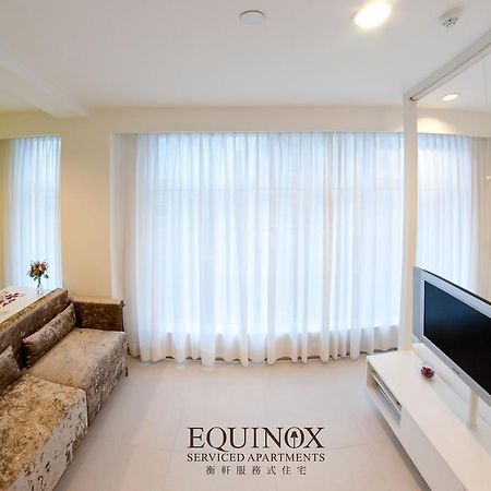 Equinox Mercury Serviced Apartments Hong Kong Room photo