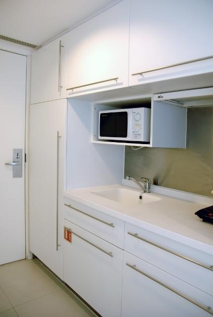 Equinox Mercury Serviced Apartments Hong Kong Room photo